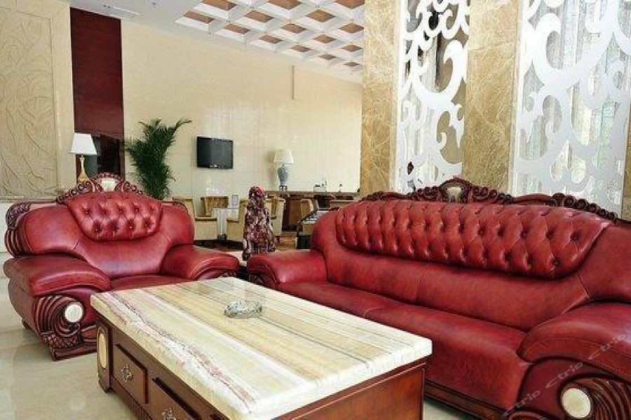 Chonpines Hotel Anshun Exteriör bild