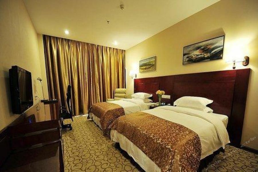 Chonpines Hotel Anshun Exteriör bild